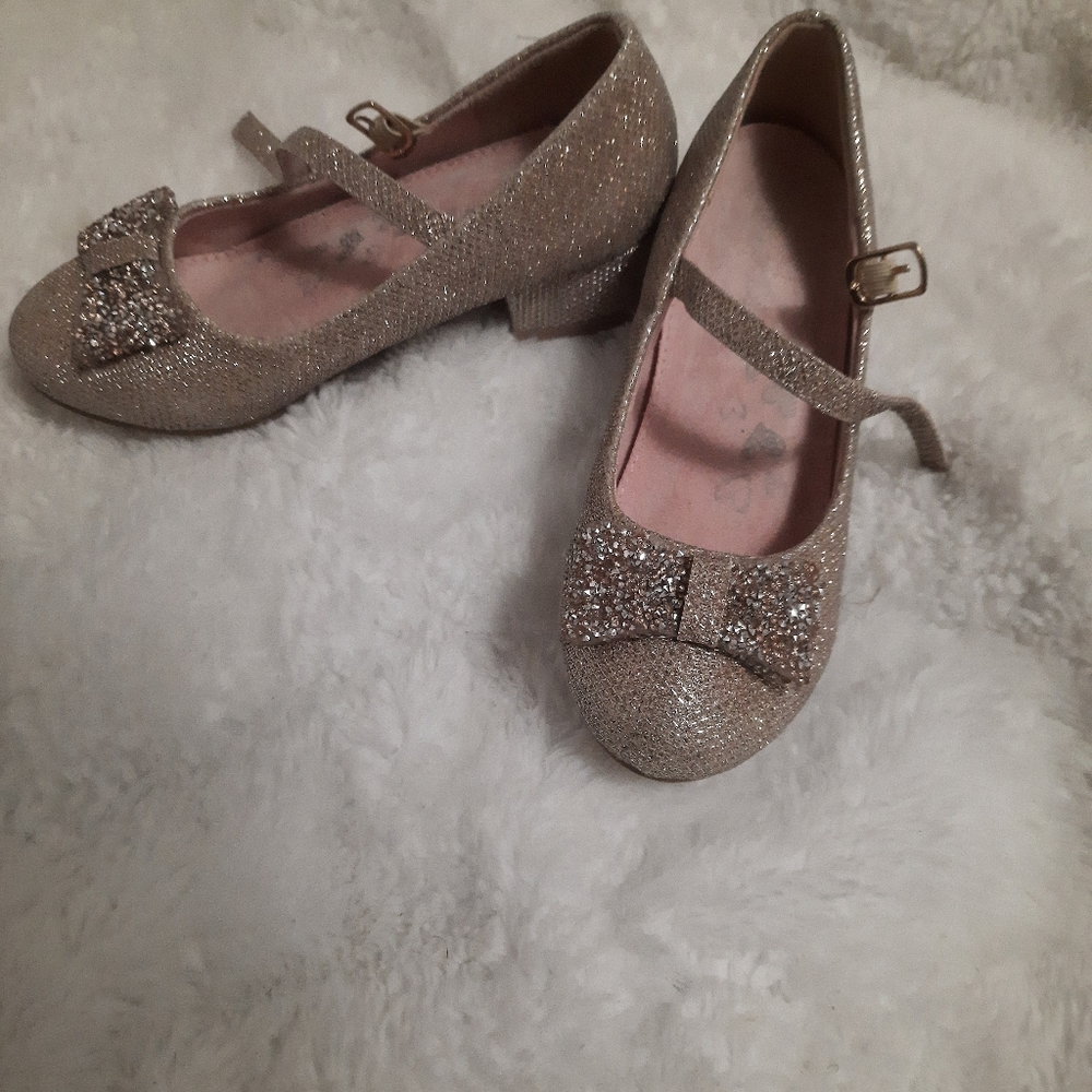 Gold sparkly formal girls shoes